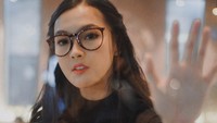 Dari berbagai unggahannya di Instagram, terlihat kalau Ana memang suka makan. Ia bahkan menilai dirinya gendut karena suka makan. Foto: Instagram anariana27