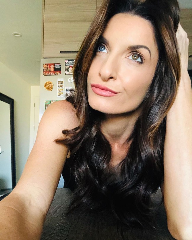 Silvia Saige merupakan tenaga medis di bidang radiologi yang menghabiskan hari-harinya membantu orang dan membuat mereka merasa nyaman. Ia tahu dirinya merasa tak bahagia dan memutuskan untuk beralih profesi. Foto: Instagram