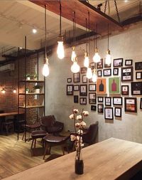 Sore Ini Bisa Nongkrong Asyik di 5 Kafe Cozy di Jakarta Barat 