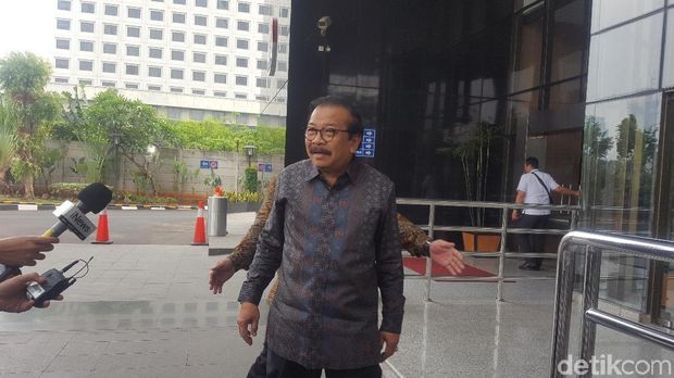 Dari Aparat hingga Birokrat, Siapa Paling Cocok Jadi Mendagri?