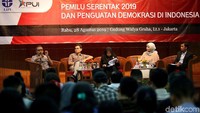 Hasil survei tersebut dirilis di kantor LIPI, Jalan Gatot Subroto, Jakarta, Rabu (28/8/2019). Sejumlah tokoh hadir dalam perilisan hasil survei LIPI tersebut, diantaranya Peneliti LIPI Wawan Ichwanuddin, Syamsudin Haris, Djayadi Hanan, dan Titi Angraini.
