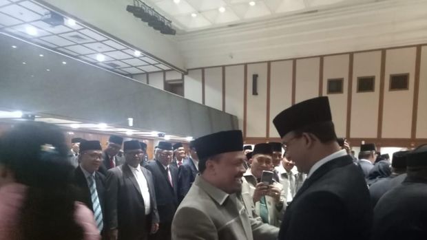 Anies mengingatkan tugas FKUB untuk mengedepankan dialog dan menjaga persatuan.