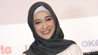 Dalam kesempatan itu, Poppy berperan sebagai Aisyah, istri yang rumah tangganya tengah berada di ujung tanduk. Pool/Palevi S/detikFoto.