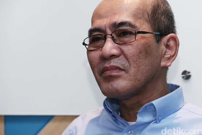 Ekonom dan politikus