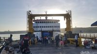 Melihat Pelabuhan Tol Laut yang Gerakkan Ekonomi Kupang
