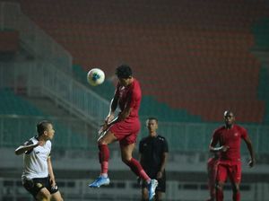 Selesaikan 2 Uji Coba, Simon Kantongi Dua Formasi untuk Lawan Malaysia