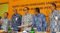 Askolani digantikan oleh Rionald Silaban sebagai anggota dewan komisaris. Usulan perubahan kepengurusan Bank Mandiri memperhatikan ketentuan dari pemerintah selaku pemegang saham seri A dwi warna.