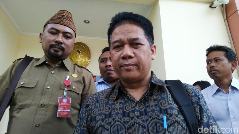 Gugat Rektor Undip, Saksi Ahli HTI Prof Suteki Kini Buka Pintu Damai Gugat Rektor Undip, Saksi Ahli HTI Prof Suteki Kini Buka Pintu Damai