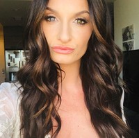 Meskipun mengaku bisa menghasilkan £ 1.000 atau Rp 17 juta untuk beberapa jam kerja, profesi Silvia itu tentu membuat orangtuanya kesal dan sangat marah. Foto: Instagram