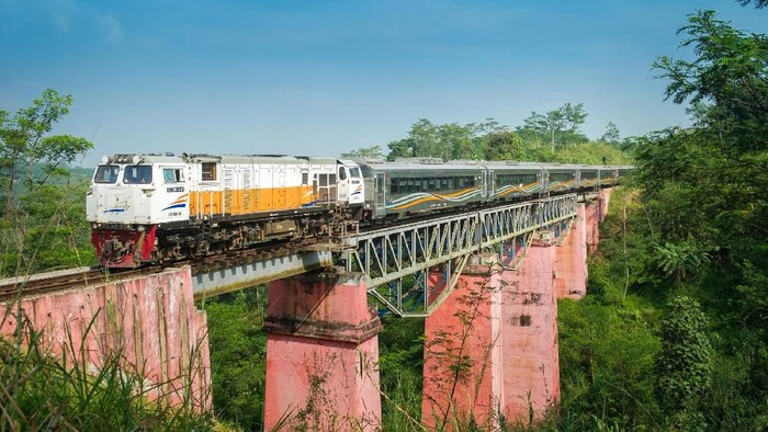 Ilustrasi kereta api
