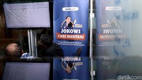 Para pakar dibagi ke dua ruangan untuk membahas calon-calon menteri dari dua kementerian koordinator berbeda. Pada hari pertama, FGD Kementerian Koordinator Politik, Hukum, dan Keamanan (Polhukam) dipandu oleh Pemimpin Redaksi detikcom, Alfito Deannova Ginting, sementara FGD Kementerian Koordinator Perekonomian dipandu oleh Pemimpin Redaksi CNBCIndonesia.com, Wahyu Daniel. 