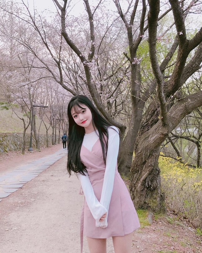 Sejak masalah itu muncul, Jonghyun telah menghapuskan Instagram-nya. Karena hal ini pula, Jonghyun langsung resmi keluar dari CNBLUE setelah sebelumnya diketahui vakum. Foto: Instagram @1995.mj