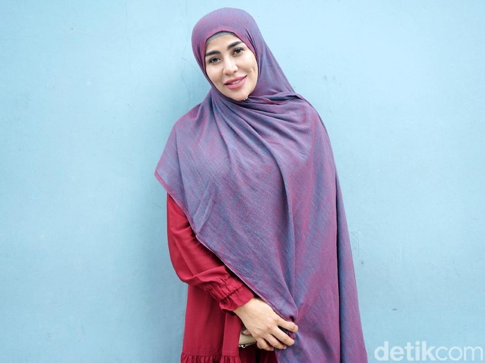 Cinta Penelope saat ditemui di studio Trans TV.