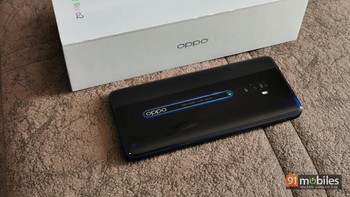 Selain Luminos Black ini, Oppo Reno 2 punya warna baru Ocean Blue. Foto: 91Mobiles