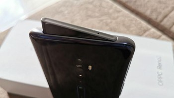 Untuk selfie, vendor asal China ini masih menerapkan pivot rising camera. Ukuruannya 16 MP. Foto: 91Mobiles