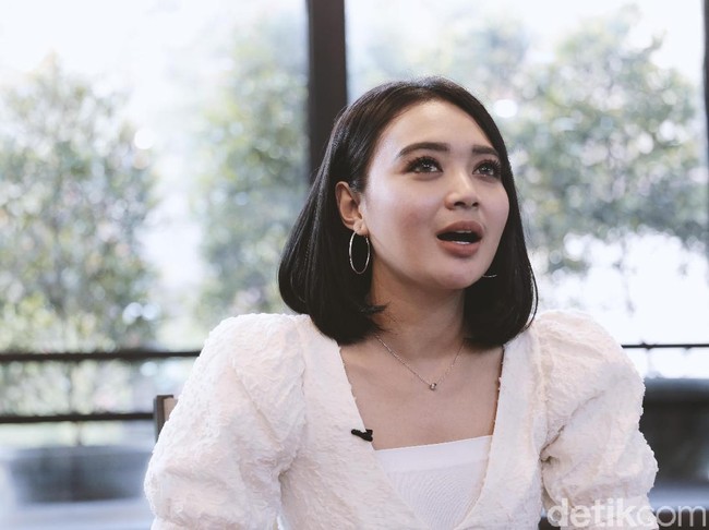 Hi Boys! Wika Salim Tak Ingin Sekadar Pacaran
