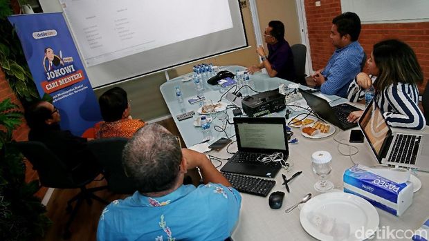 FGD Bantu Jokowi Cari Menteri / 