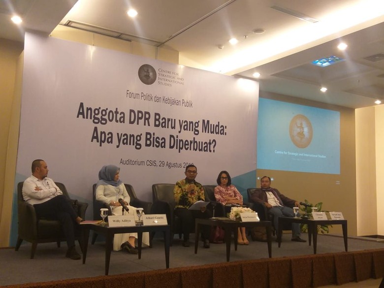 Caleg DPR PKS Terpilih Janji Hapus Pajak Motor-Usul Ibu Kota Pindah ke NTB Caleg DPR PKS Terpilih Janji Hapus Pajak Motor-Usul Ibu Kota Pindah ke NTB