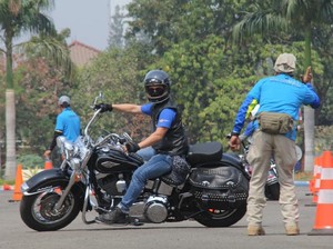 Bukan Motor Harian, Pemoge Butuh Bekal Ini Sebelum Touring