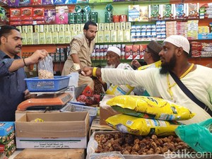 Haji 2023, BSI Permudah Jemaah Indonesia Transaksi Keuangan di Madinah