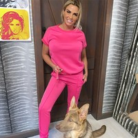 Tak hanya itu, Katie kembali menjadi sensasi setelah implan payudara-nya bermasalah. Jika ia kembali melakukan operasi plastik maka akan berbahaya bagi nyawanya. Wanita 41 tahun itu terancam tewas. Foto: Instagram