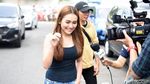 Ayu Ting Ting Makin Nyaman dengan Hot Pants