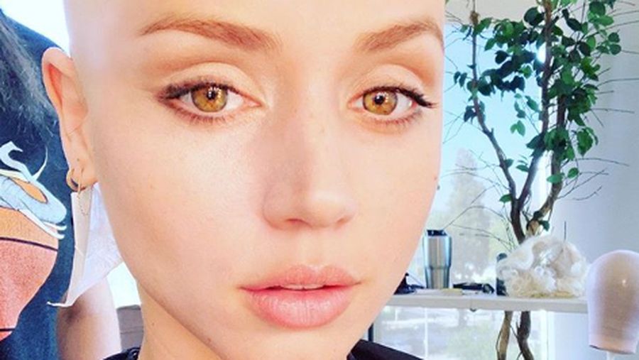 Penampilan Ana De Armas Yang Mirip Banget Marilyn Monroe Foto 3
