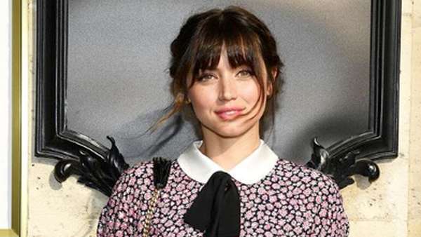 Penampilan Ana de Armas yang Mirip Banget Marilyn Monroe Penampilan Ana de Armas yang Mirip Banget Marilyn Monroe