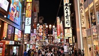 Bye-bye Overtourism, Osaka Akan Tarik Pajak Turis Tahun 2025
