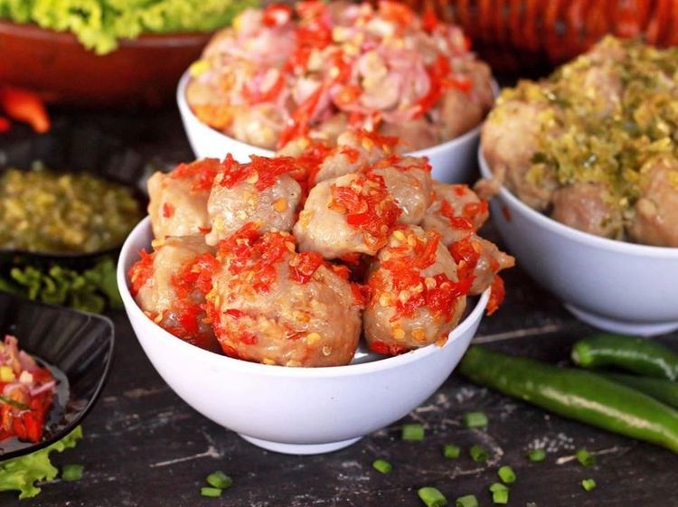 Huaaaah! Pedas Nendang Pentol Mercon yang Pasti Bikin Melek