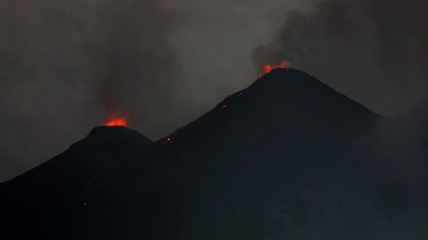 Berkah yang Bisa Berujung Petaka, Perkenalkan Ini Gunung Karangetang
