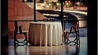 Restoran Nerua berhasil menarik perhatian banyak orang, karena desainnya yang elegan, dan makanannya yang mewah. Foto: Istimewa