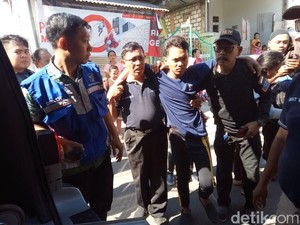 Sering WA Pacar Orang, Siswa SMA Ini Dibacok Orang Tak Dikenal