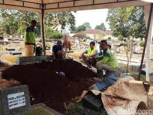 Kerabat Sebut Pupung dan Dana Akan Dimakamkan Satu Liang Lahad di Jeruk Purut