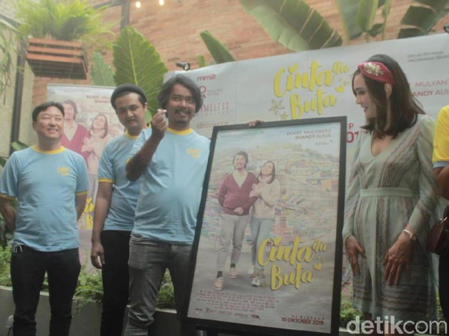 Cinta Itu Buta Buat Dodit Mulyanto Bisa Romantis dengan Shandy Aulia