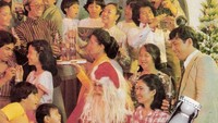 Teh Botol sempat mengeluarkan iklan klasik untuk menyambut natal dan tahun baru 1980. Jadi iklan ini dibuat sekitar 39 tahun yang lalu! Foto: Istimewa