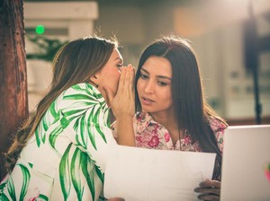 Perempuan, Gosip, dan Hal yang Jarang Dibahas oleh Feminis