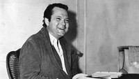 Aktor dan sutradara Orson Welles diblacklist karena film karyanya Citizen Kane yang dianggap menyebarluaskan paham komunis. Fred Mott/Getty Images