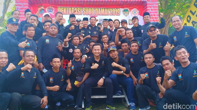 14 Perguruan Silat di Madiun Berikrar Jaga Perdamaian di Bulan Suro