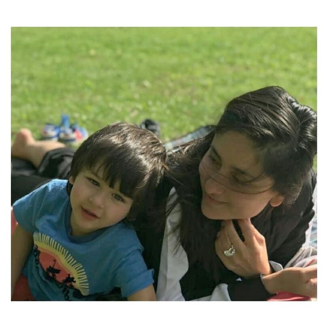 Orangtua Taimur diketahui hidup dengan bergelimang harta karena memiliki kekayaan mencapai triliunan rupiah. Sang ibu, Kareena Kapoor didapuk sebagai aktris dengan bayaran termahal, yakni Rp 6 miliar untuk satu episode penampilannya. Foto: dok. Instagram @therealkareenakapoor