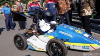 Lanjut pria berusia 20 tahun ini, mobil Super Sekip EV-1 telah diikutkan dalam Kompetisi Mobil Listrik Indonesia ke-IX di Politeknik Negeri Bandung. Dalam kompetisi tersebut, Super Sekip EV-1 mendapat urutan 6 dari total 24 tim yang berpartisipasi. Sedangkan mobil Super Sekip EV-2 berhasil meraih Juara 3 Kategori Kecepatan pada Kompetisi Mobil Listrik Indonesia ke-X.