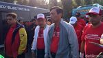 Pagi-pagi, Luhut dan Budi Karya Tancap Gas Naik Motor Listrik