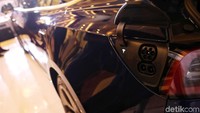 Selain itu, Model 3 merupakan kendaraan yang dapat menekan biaya operasional pengisian daya secara signifikan. Klaimnya, dalam satu kali pengisian daya baterai dari nol sampai penuh, biaya dengan yang diperlukan sekitar Rp 70.000 dengan estimasi waktu pengisian daya selama empat jam.