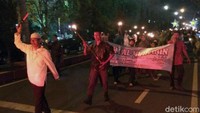 Pawai obor dalam menyambut Tahun Baru Islam ini dimaknai warga Ciamis sebagai semangat untuk menyongsong masa depan lebih baik.