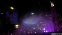 Selain pertunjukan Water Screen Projection Laser di air mancur Bundaran HI, festival ini juga dimeriahkan oleh artis-artis Tanah Air seperti Kotak, Wali, Potret, Pasha, Opick, Koes Plus Junior, Wika Salim, Kanda Brothers, Jiung Band, Takaeda, dan Hijab Band.
