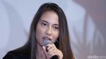 Pevita Pearce Senyumanmu Itu Lo...