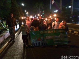 Sambut 1 Muharam, Warga Ciamis Gelar Pawai Obor