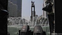 Pemprov DKI juga telah menyiapkan pertunjukan Water Screen Projection Laser di air mancur Bunderan HI dan 3D Project Mapping Building yang mampu menarik perhatian pengunjung pada gelaran HUT DKI lalu.