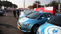 Mobil listrik BYD yang menjadi mobil taksi listrik Bluebird juga bisa kita lihat di Monas.