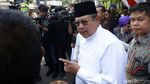 Usai Disalatkan, Jenazah Ibunda SBY Dibawa ke TPU Tanah Kusir